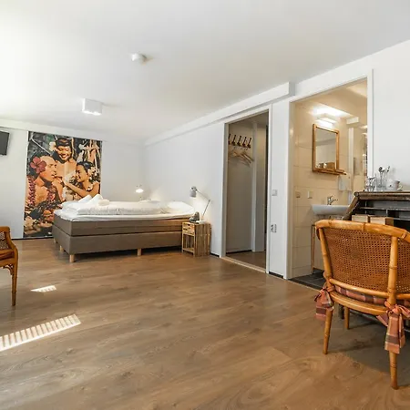 Zeta Beds Alojamento de Acomodação e Pequeno-almoço 2*